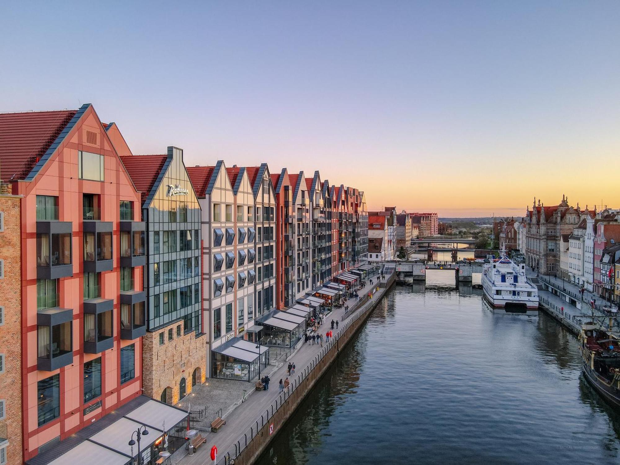 Deo Plaza Riverside & Radisson Spa By Downtown Apartments Gdańsk Zewnętrze zdjęcie