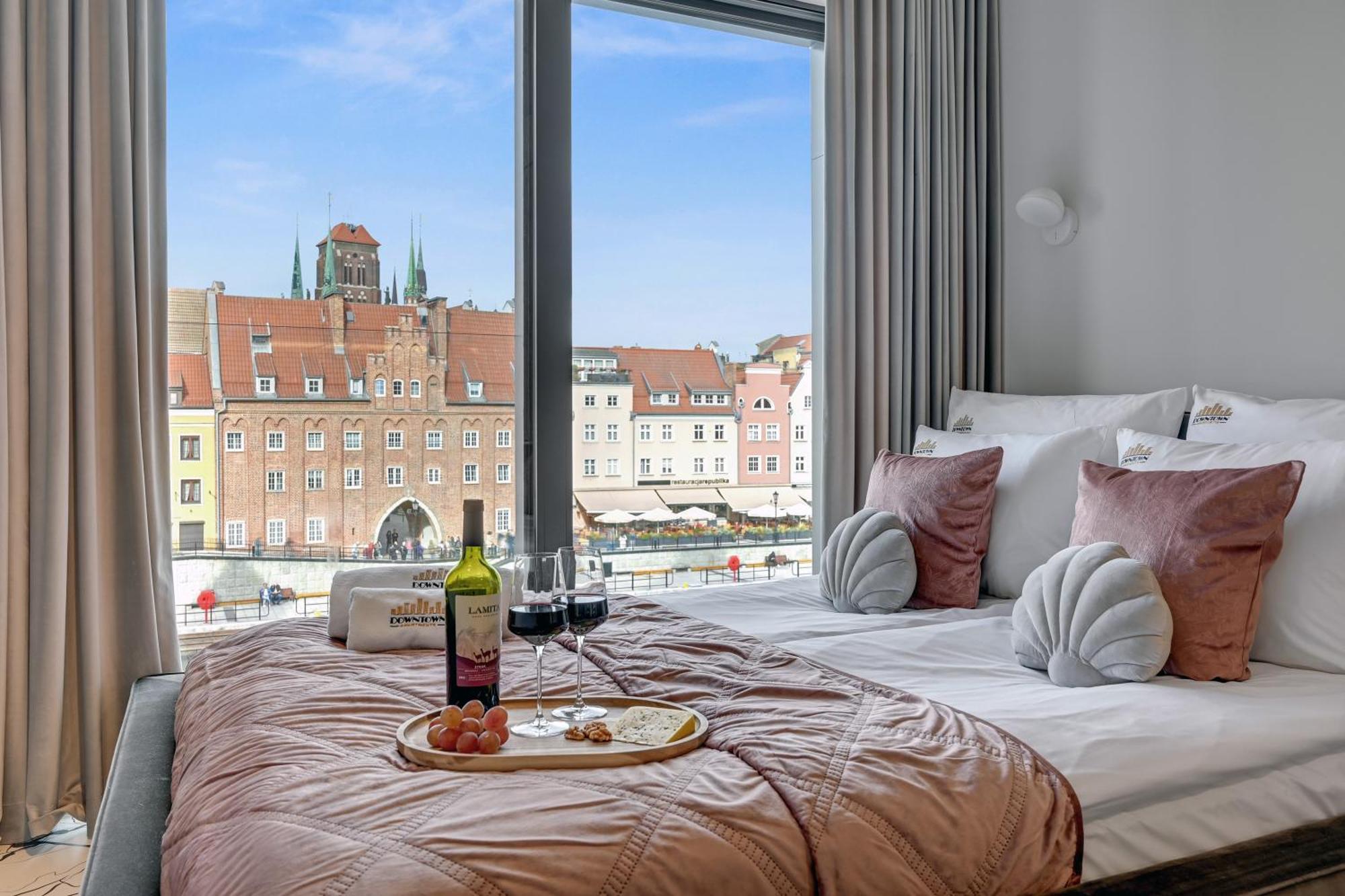 Deo Plaza Riverside & Radisson Spa By Downtown Apartments Gdańsk Zewnętrze zdjęcie
